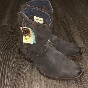 Roper boots